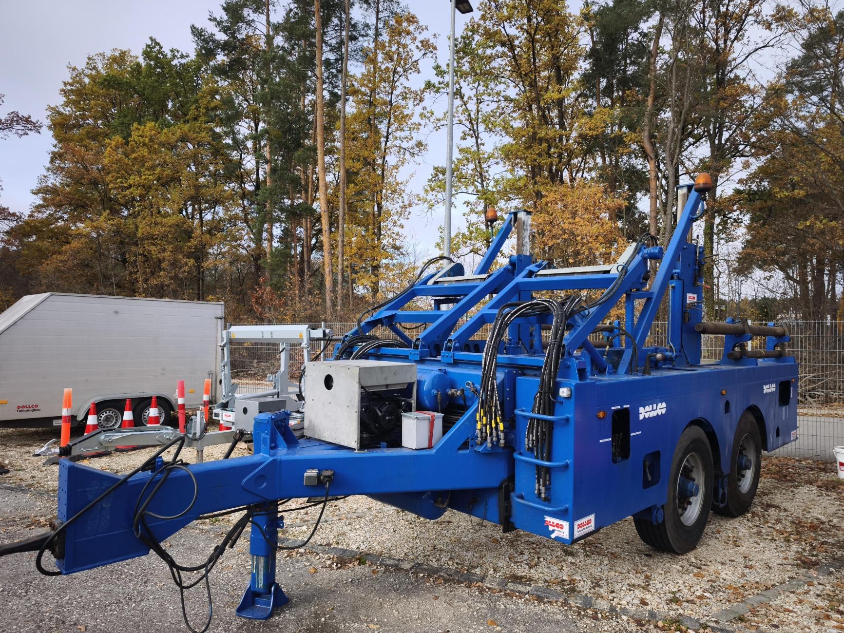 Special trailer construction unit