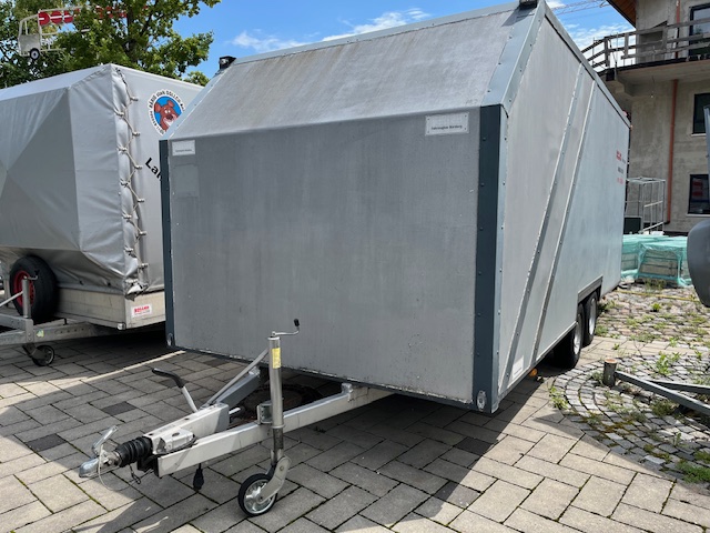 enclosed car transport trailer