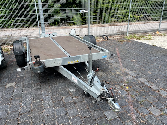 motorcycle trailer for multiple bikes