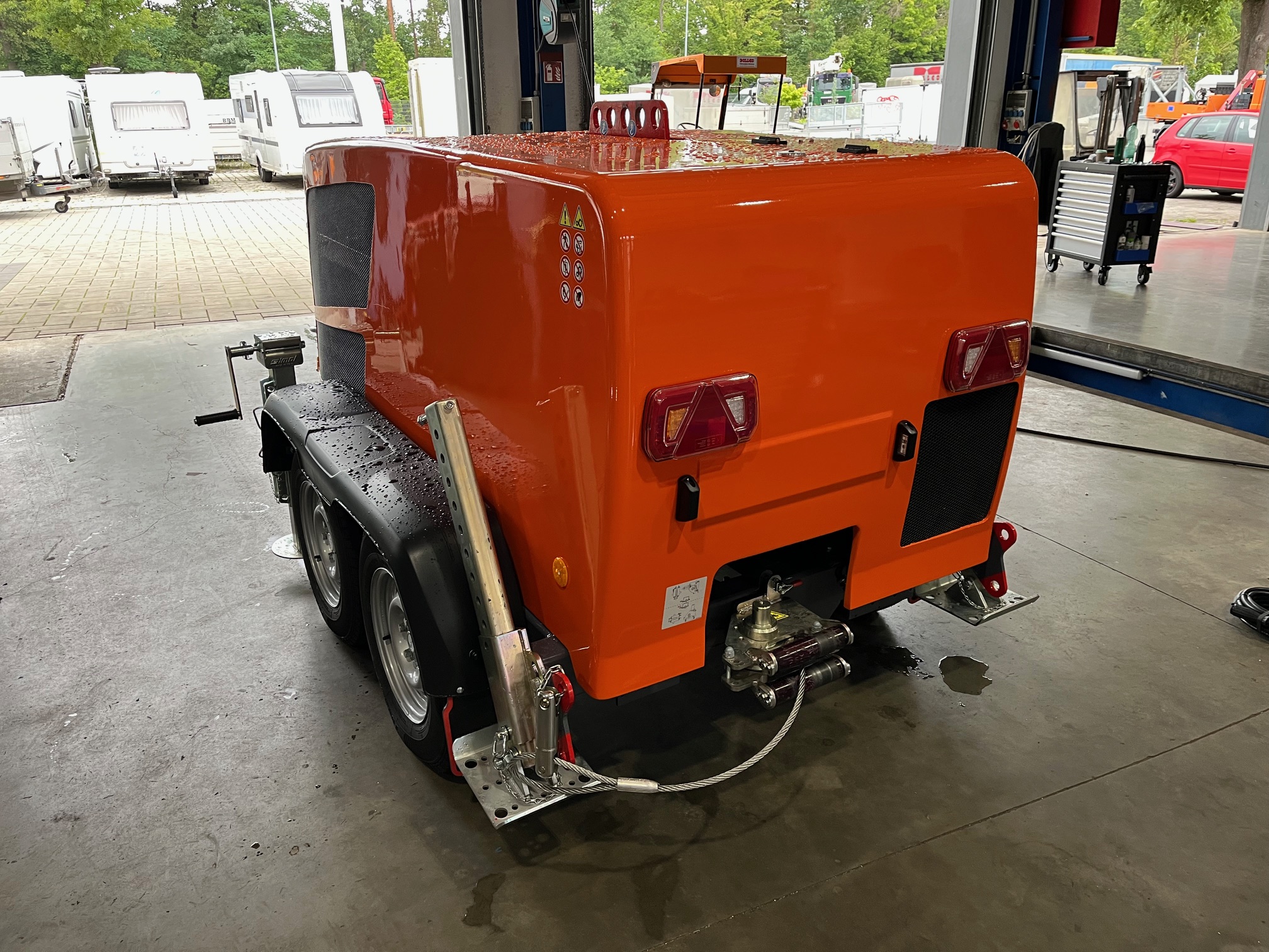 Generator trailer continuous operation